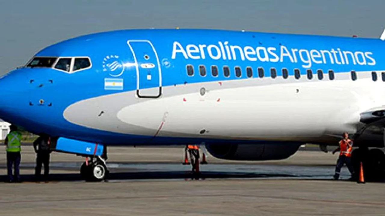 EL GOBIERNO RATIFICA SU DESEO DE QUE AEROLÍNEAS ARGENTINAS DEJE DE SER ESTATAL DURANTE EL ACTUAL MANDATO DE MILEI